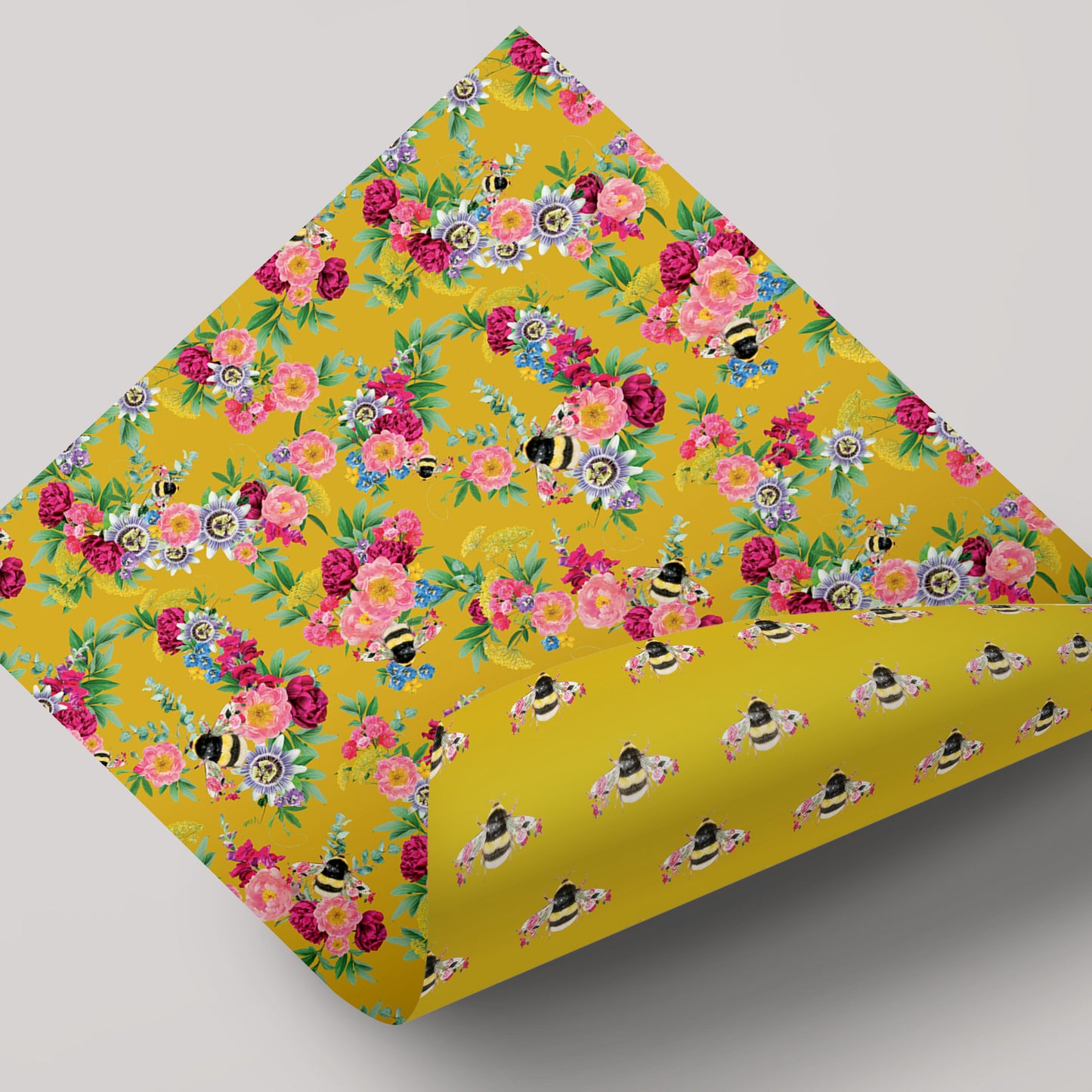 Lola Bee - Gift Wrap - 3 Sheets